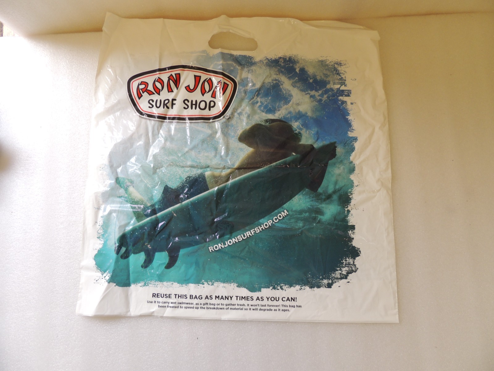 lot of 4 reusable plastic Ron Jon Surf Shop shopping bags see photos