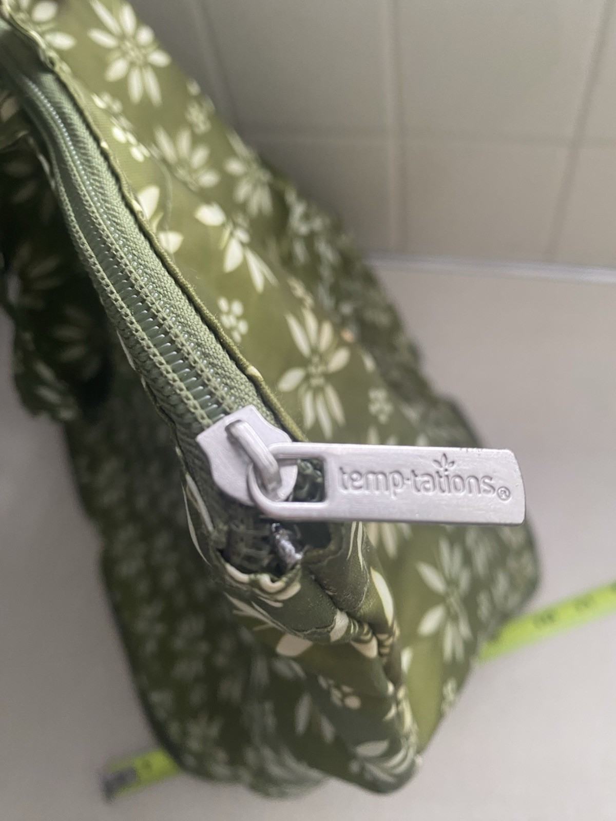 Temptations Insulated Tote Cooler Bag Reusable Floral Pint Packable