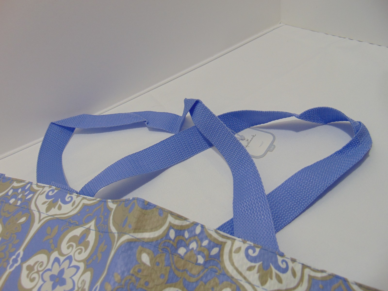 Hallmark Reusable Tote Shopping Bag Blue White And Gold Floral Medallions NWT