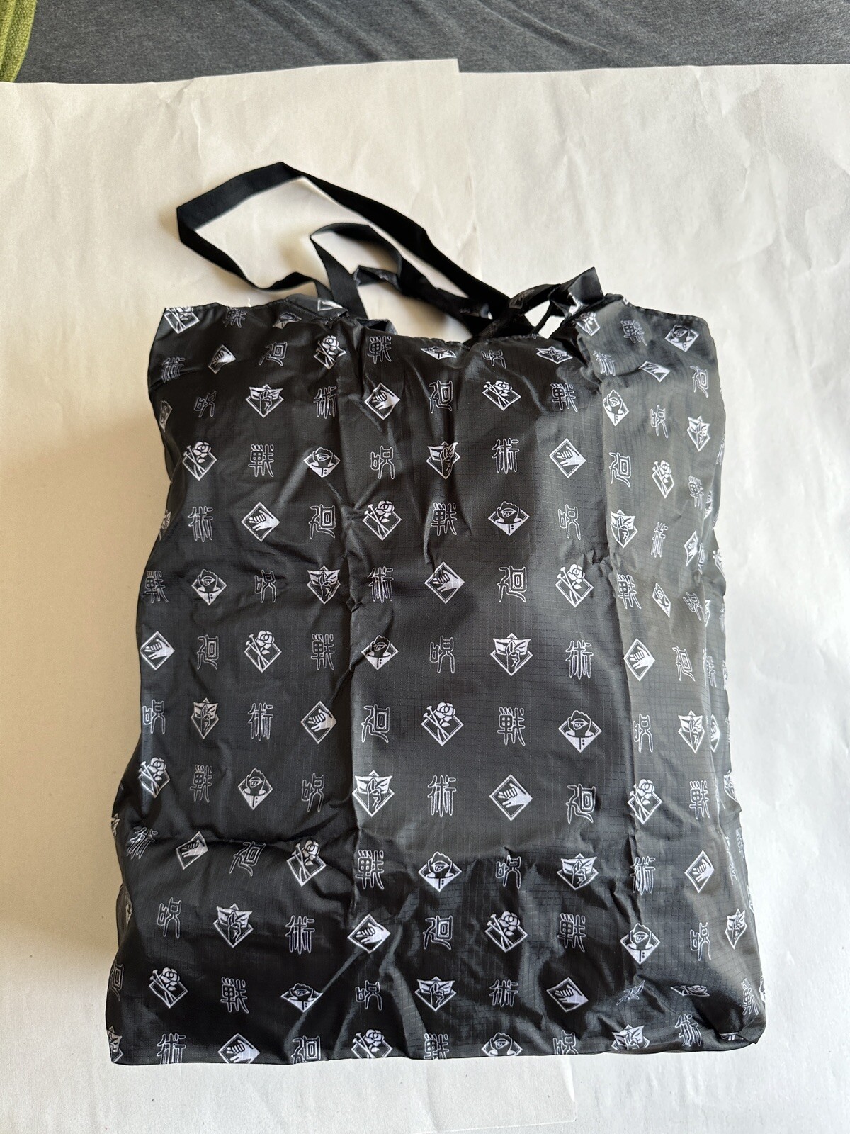Jujutsu Kaisen Uniqlo Reusable Bag Black