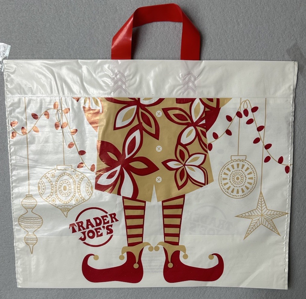 20 Trader Joe’s Elf Christmas Reusable Plastic Tote Bags New Discontinued