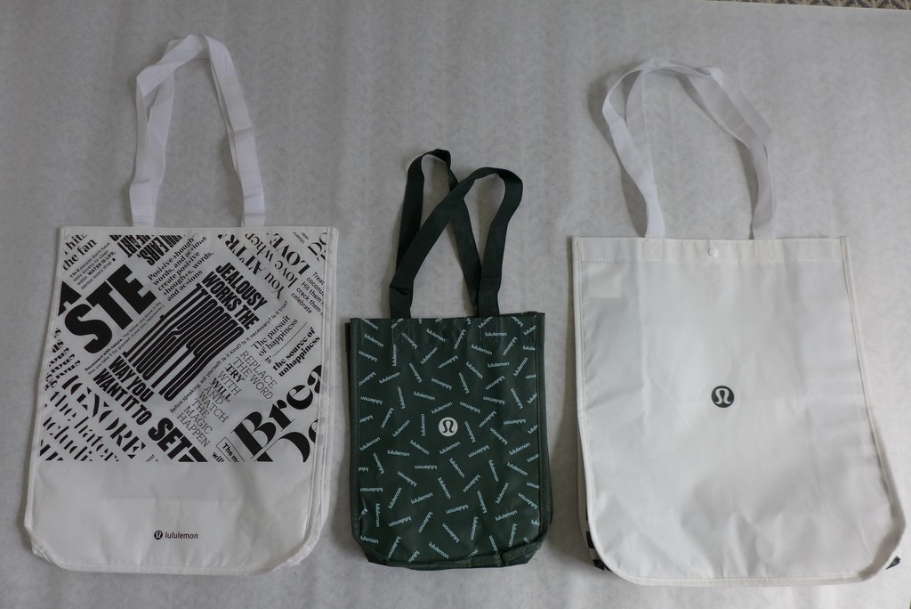 Lululemon lot of 3 Reusable Shopping Tote Bags Small Large White Black Green