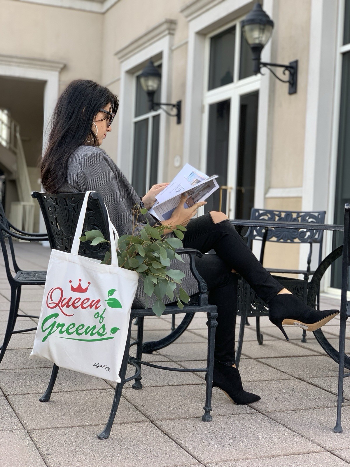 Lily & Kate Canvas Foldable Reusable Shopping Bag Queen of Greens White Pattern