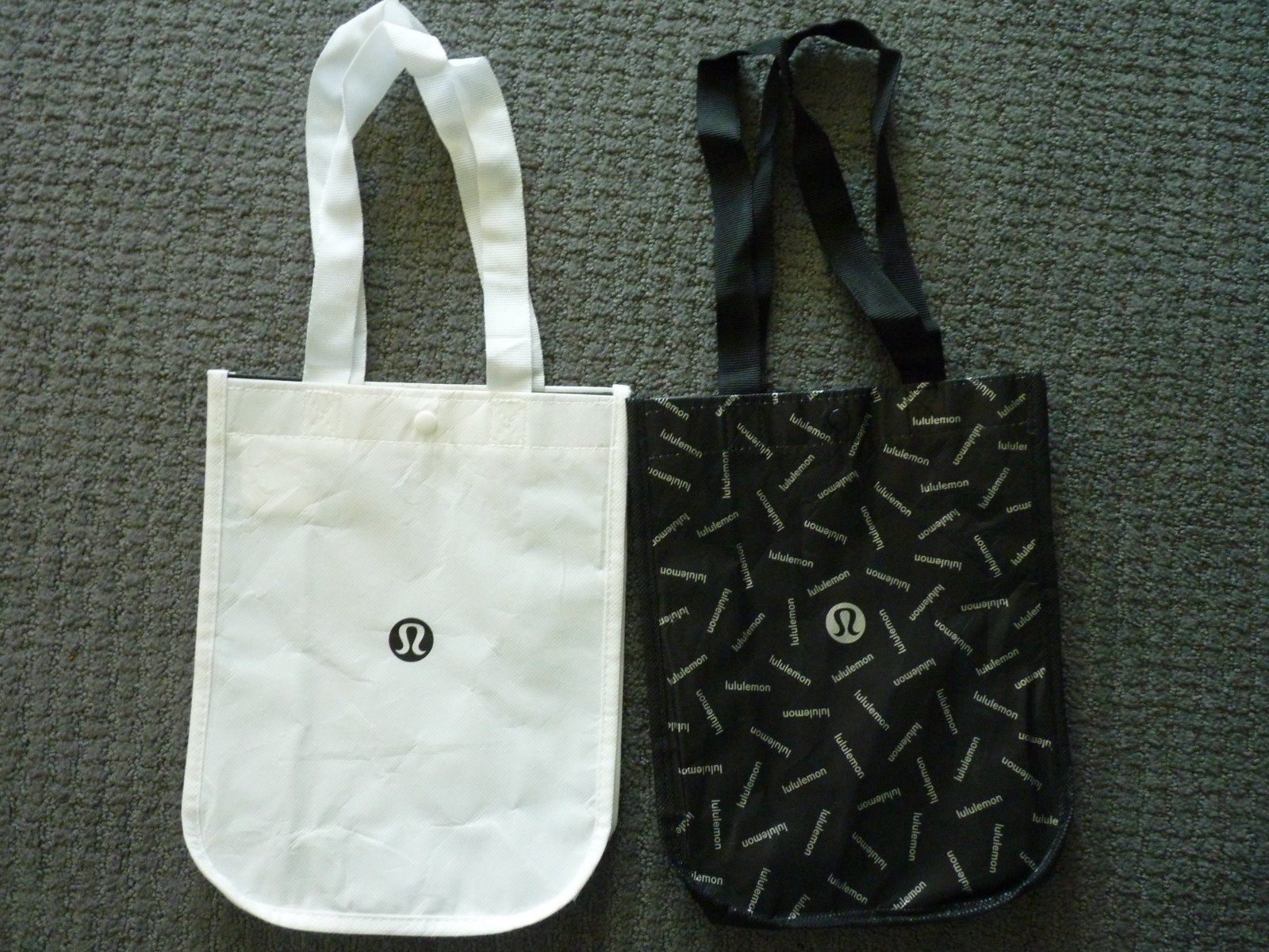 Lululemon Reusable Shopping Tote Bags (4) Small Totes Different Designs (F)