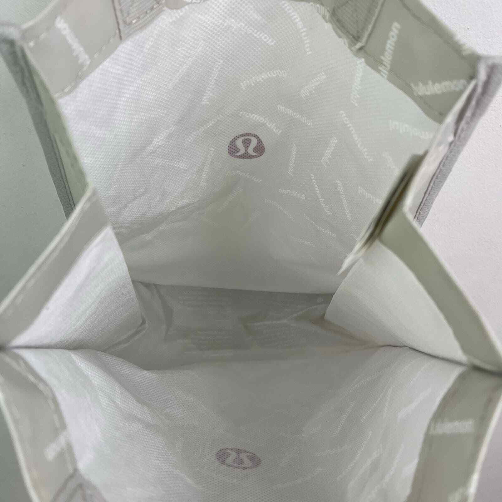 LULULEMON — Reusable Small Tote Gift Bag Logo Print Holiday 2022 Silver Gradient