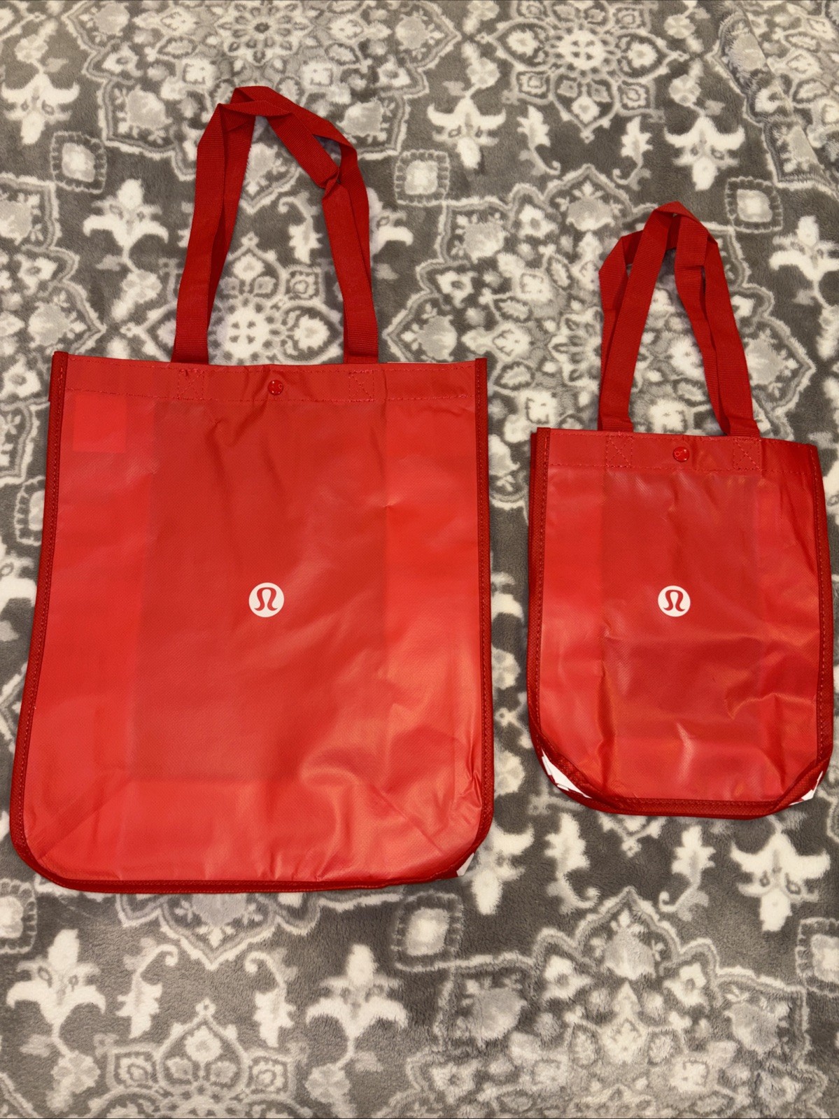 2 Lululemon Red And White Logo Reusable Shopping Bags 1 Large 1 Small New