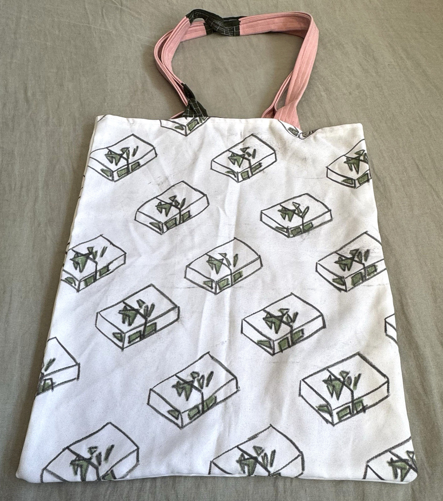 Reusable Shopping Tote Bag Handmade Reversible White Green Washable Fabric 18×16