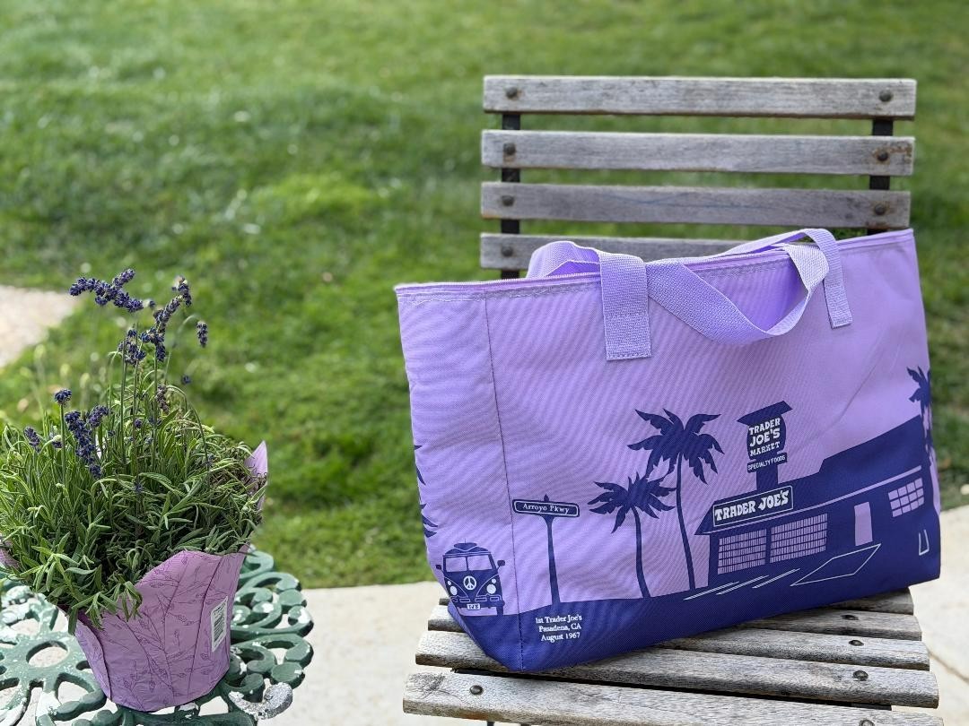 Trader Joe’s Lavender Insulated Tote Bag Spring 2026 Mother’s Day Gift NEW