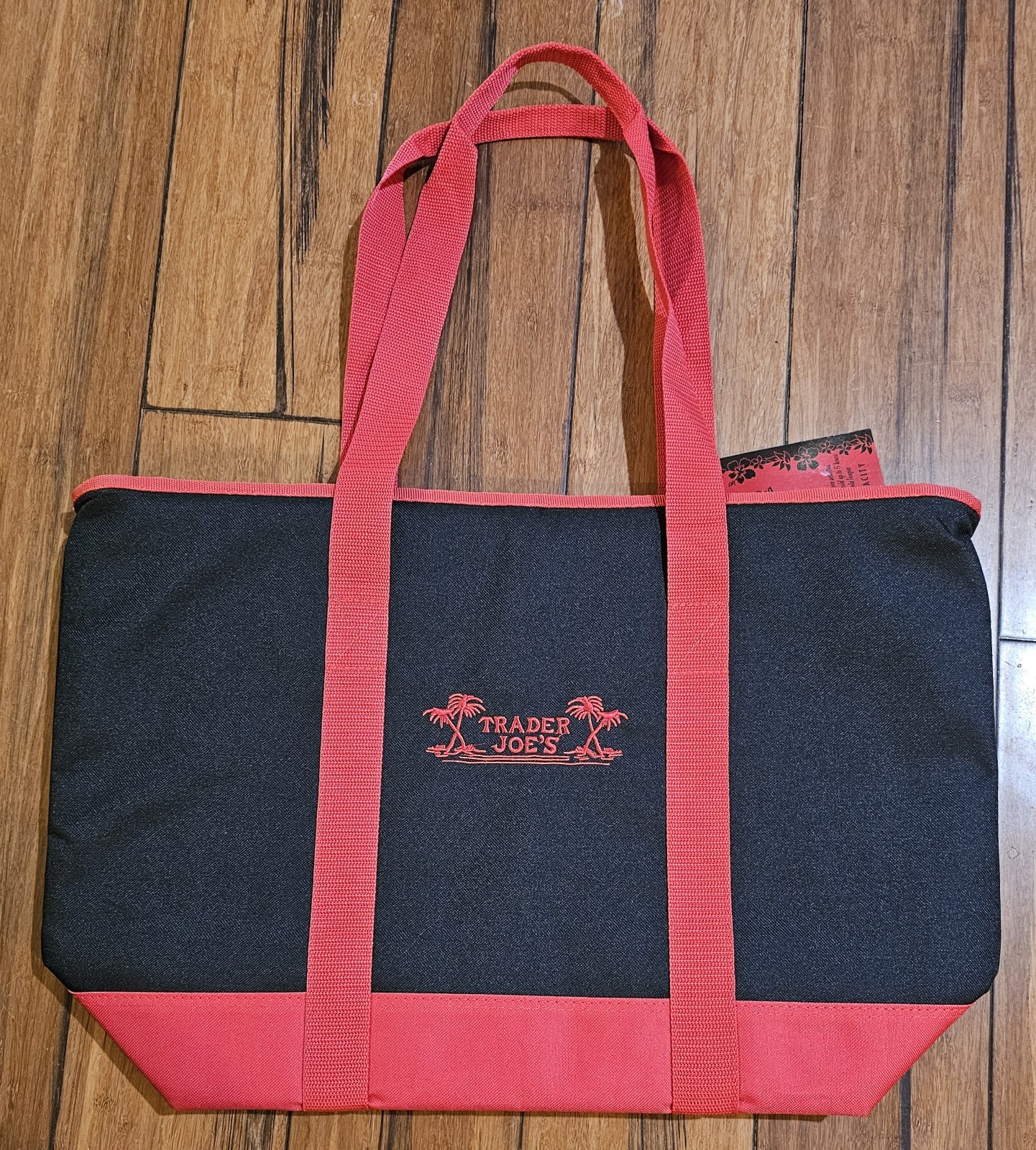 Brand New Trader Joes Black Red Extra Large Reusable Insulated Bag Lot Of 2