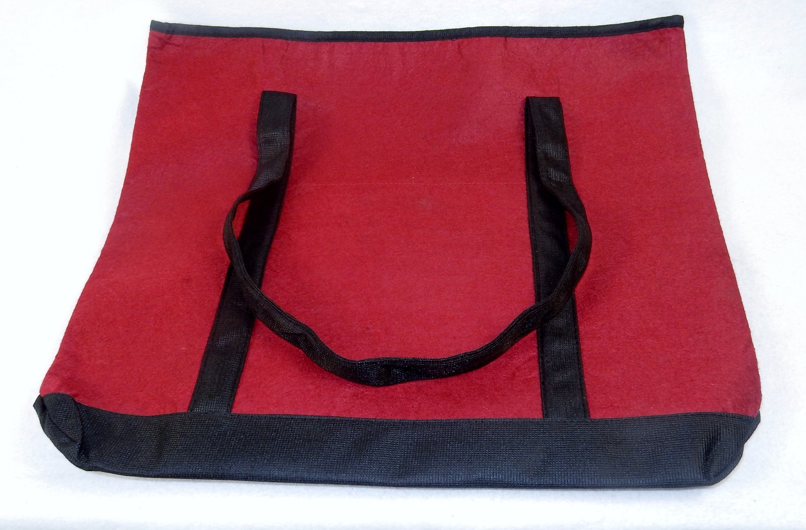 Red Felt Tote ~ 17″ x 13″, Reusable Bag for Shopping, Crafts, Day Spa ~ #LT-4105