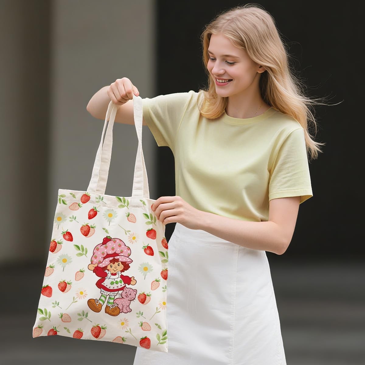 Cute Strawberry Tote Bag for Women, Kawaii Accessories Strawberry Gifts, Reus…