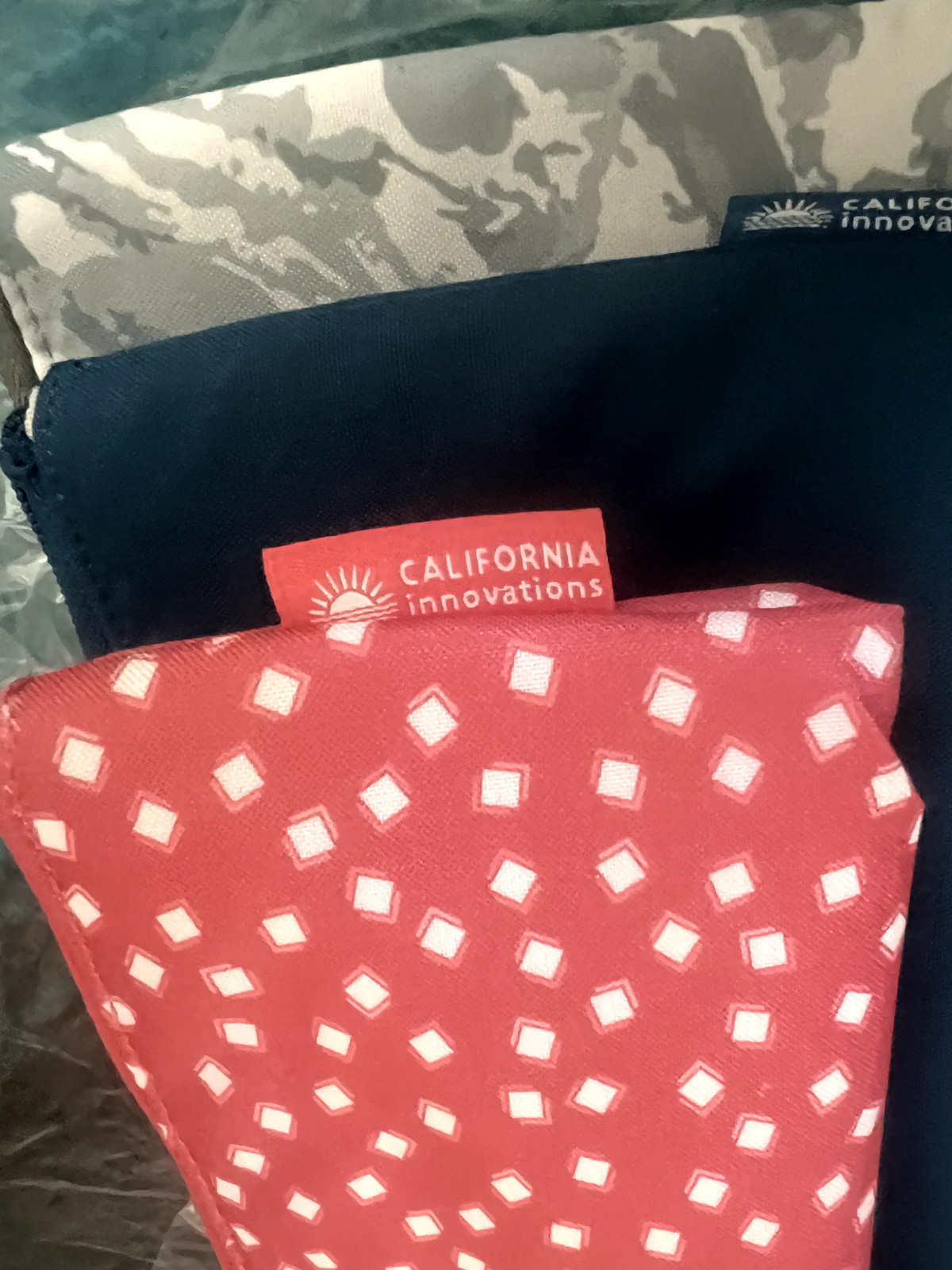 California Innovations Set of 3 Insulated Pouches – Microban Protection – NWT