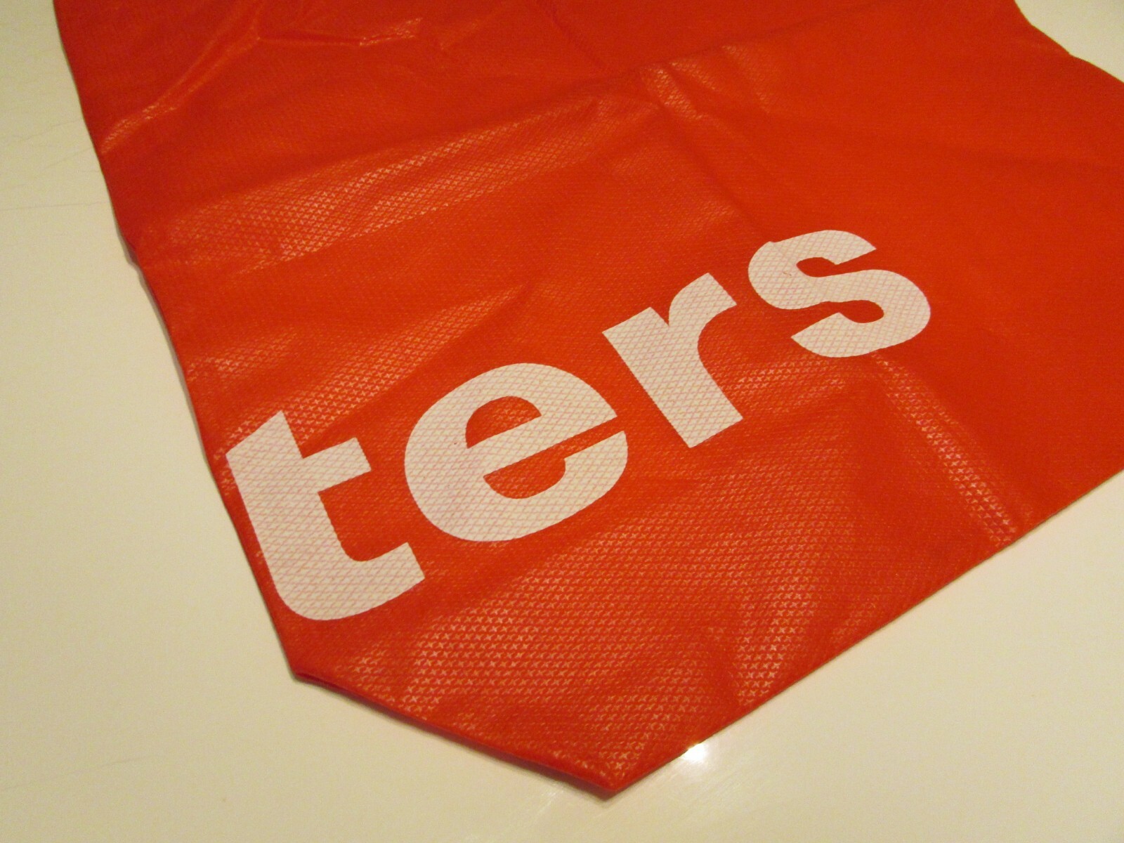 Urban Outfitters Logo Eco Friendly Shopping Strap Handles Bag / Red
