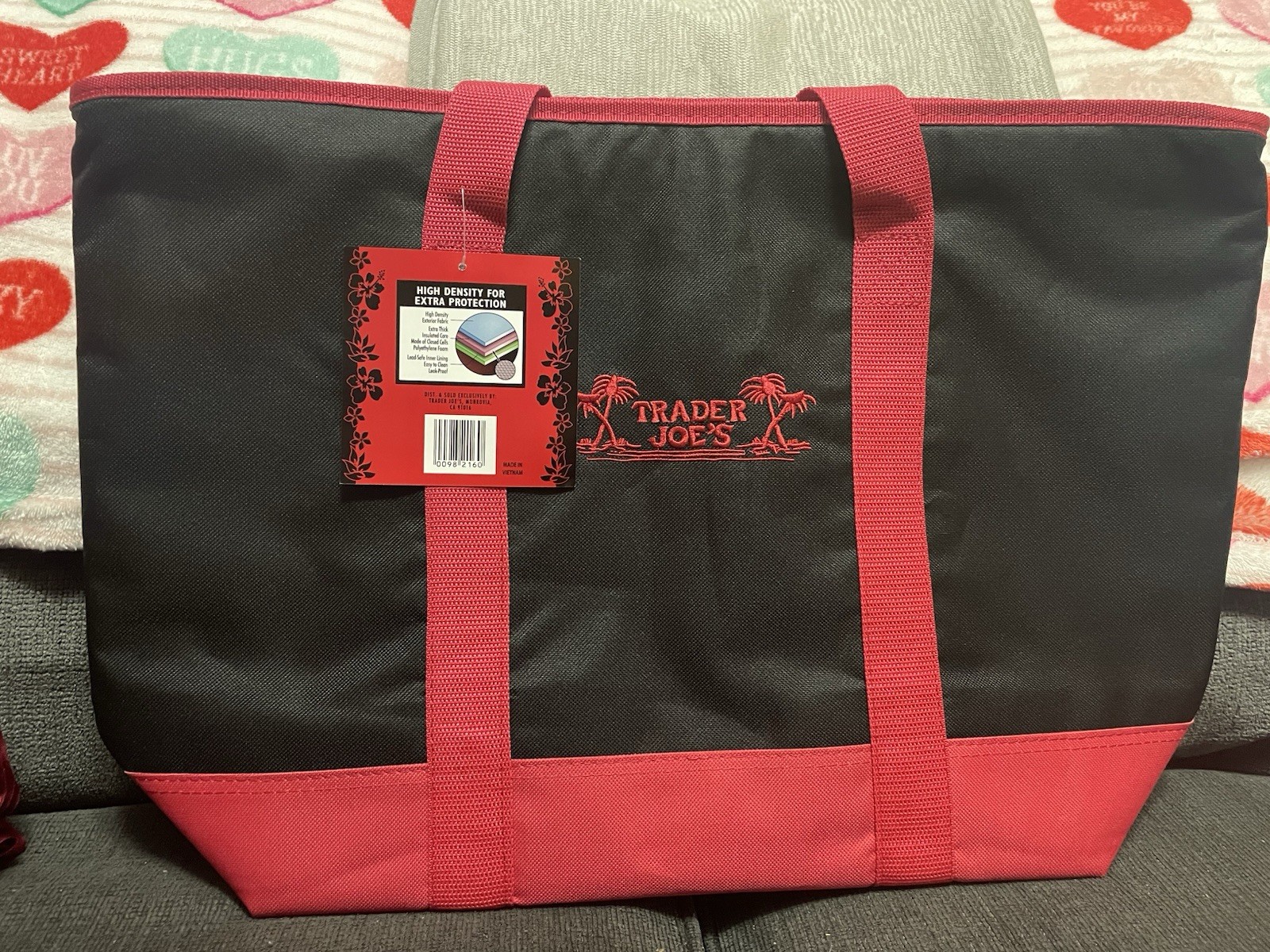 Trader Joe’s Black Red High Density Polyester Reusable Shopping Bag Solid Plain