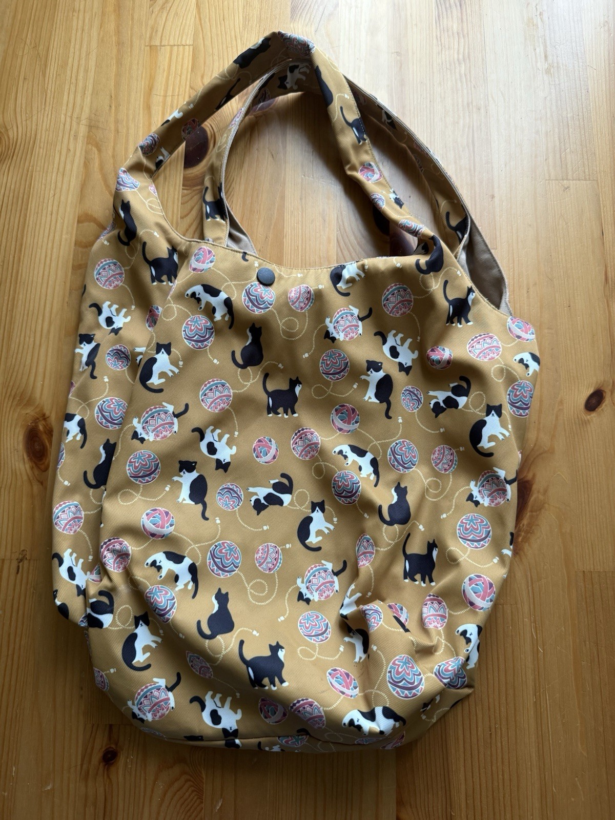 Cat Print Foldable Reusable Shopping Bag Beige Polyester Modern Style