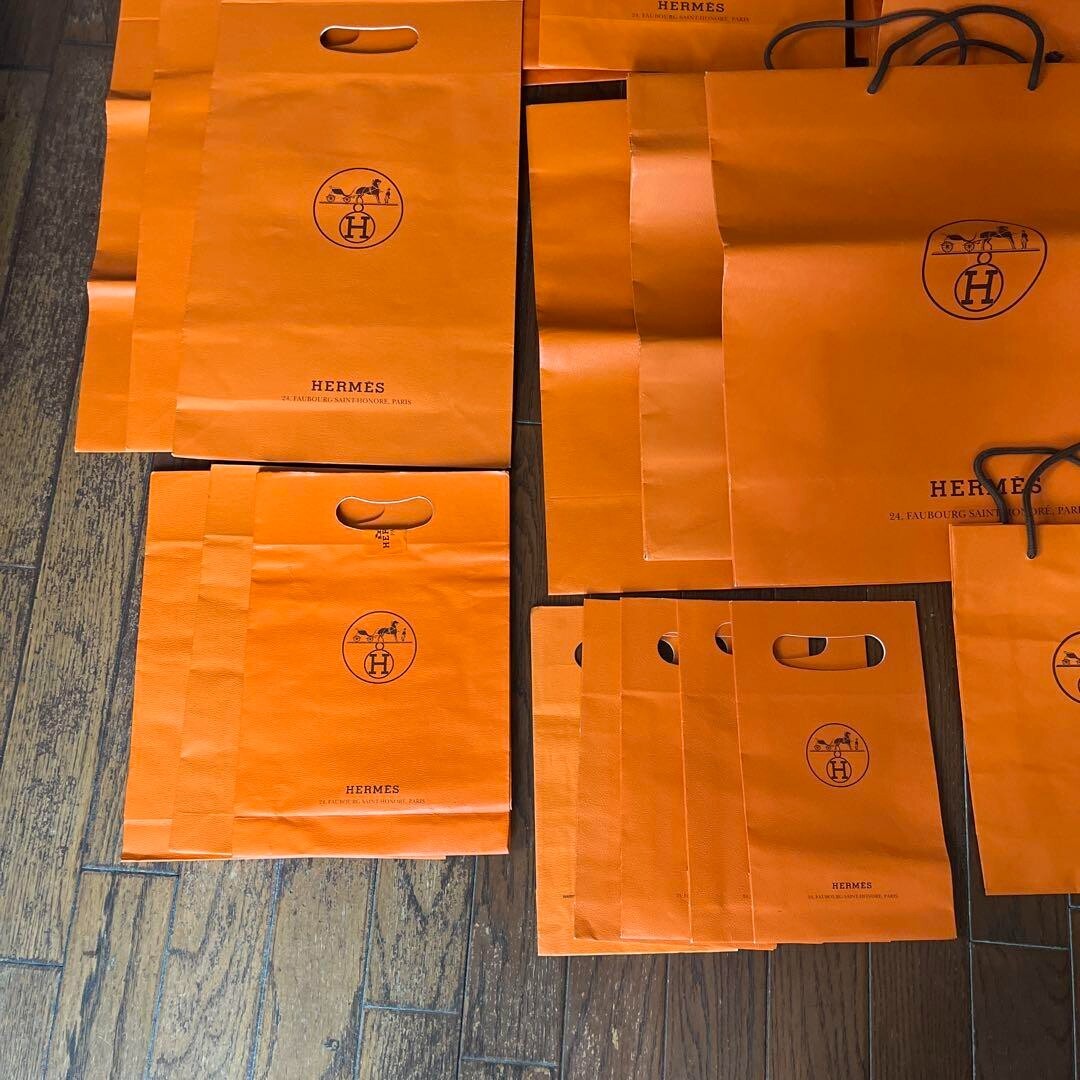 23 packs Authentic Hermes Orange Shopping Paper Gift Tote Bags-Various size