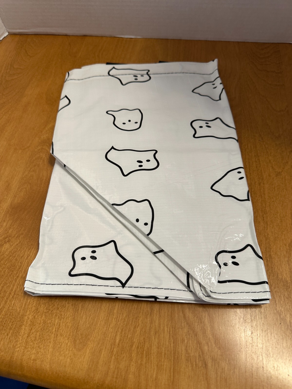 Ikea KUSTFYR Shopping Bag Tote Large 19 Gallon White/Black Ghost 21 ¾x13 ¾x14 ½”