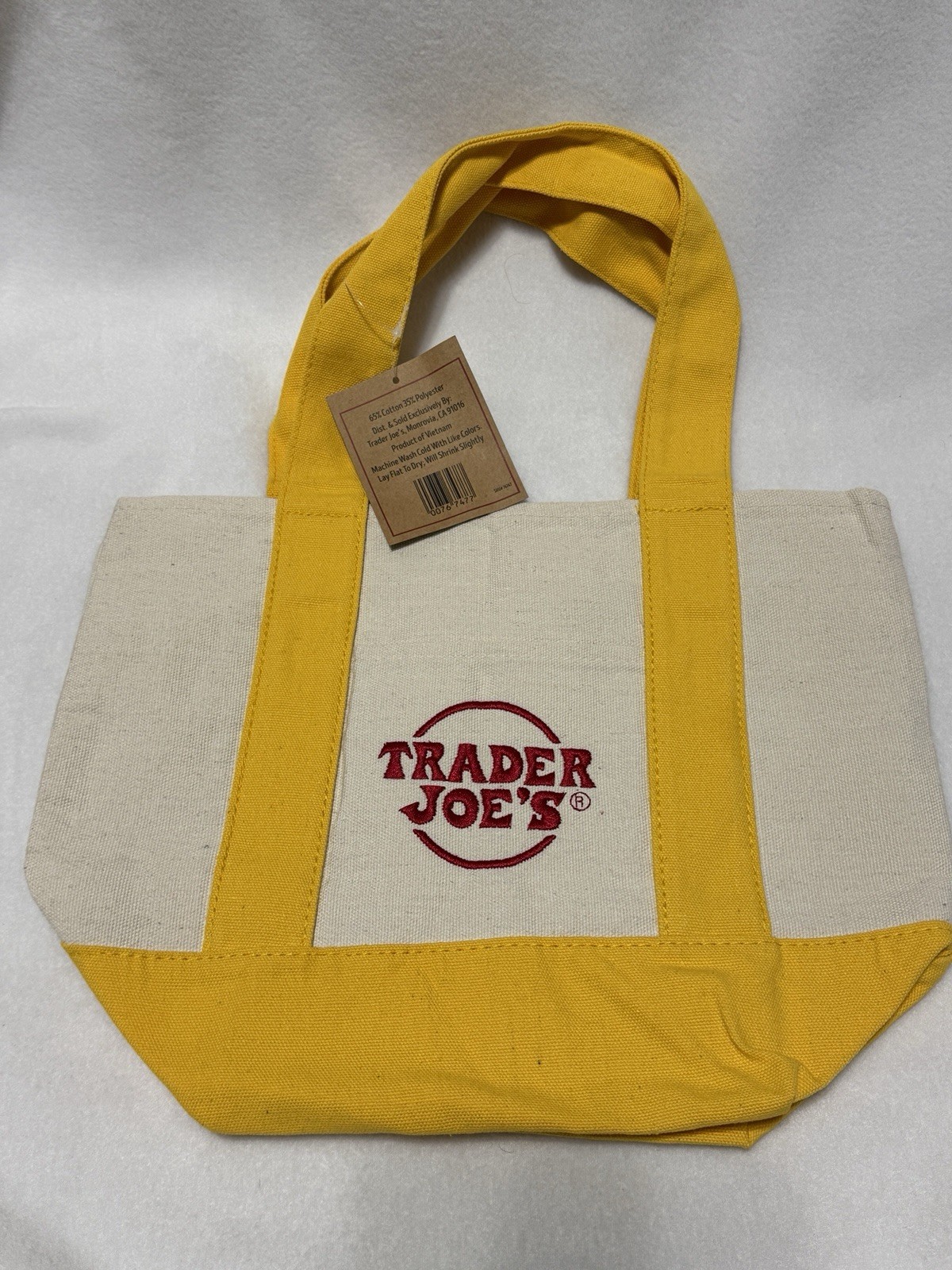 NWT Trader Joe’s Mini Canvas Tote Bag – Yellow – Holiday 2025 – Limited Edition
