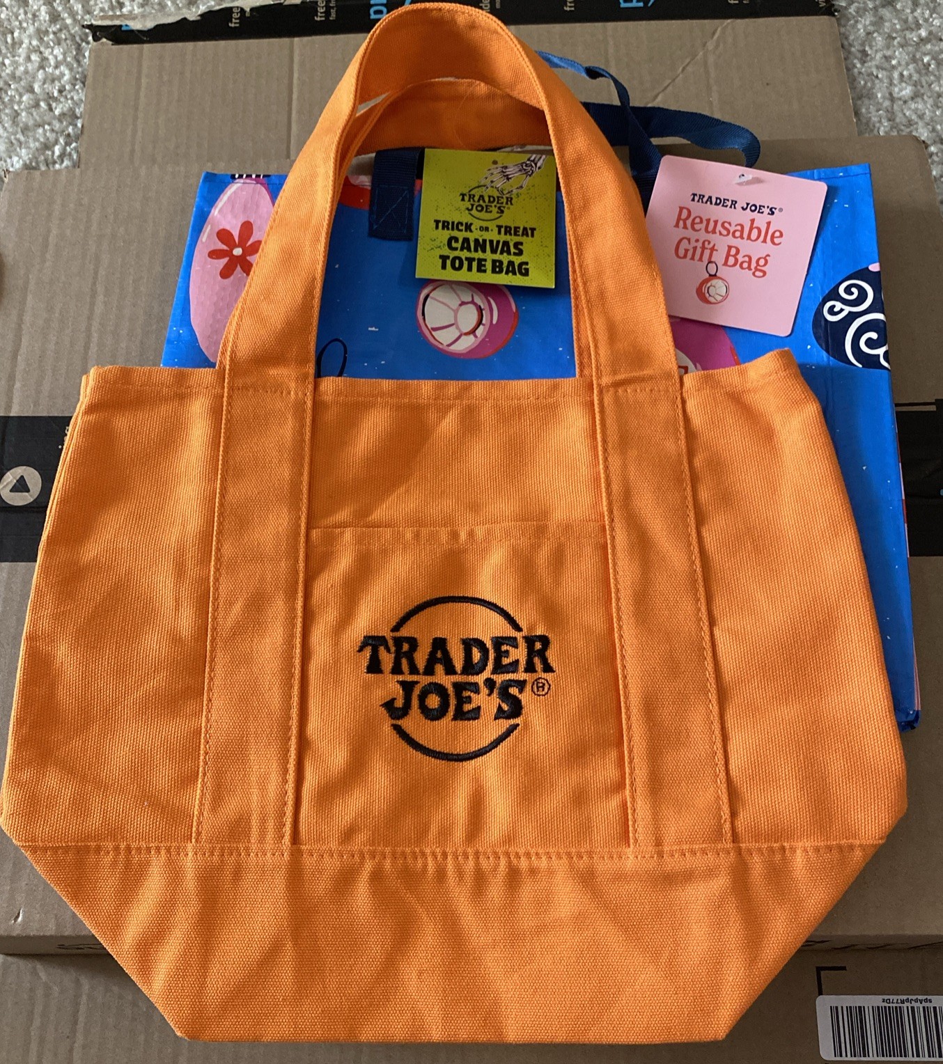 NWT Trader Joe’s Seasonal Halloween Mini Tote Bag and Reusable Holiday Gift Bag!