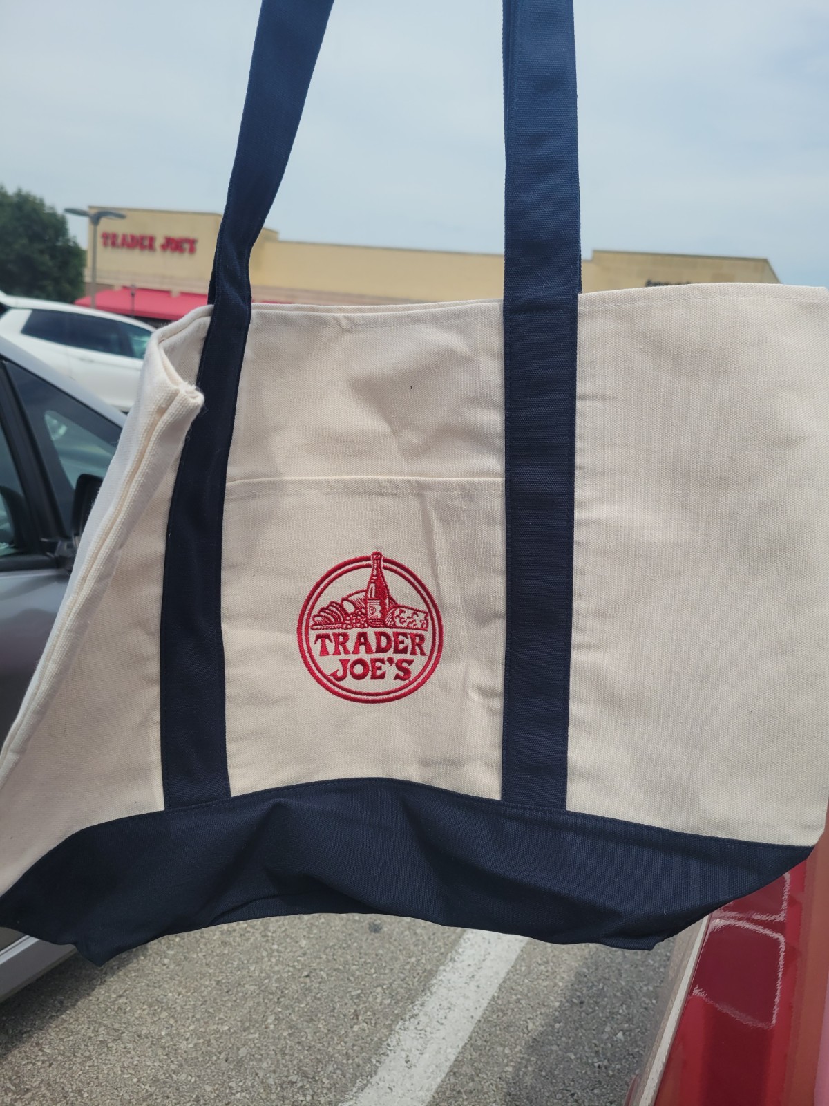 Trader Joe’s Canvas Tote Shopping Bag – LARGE CLASSIC NAVY BLUE
