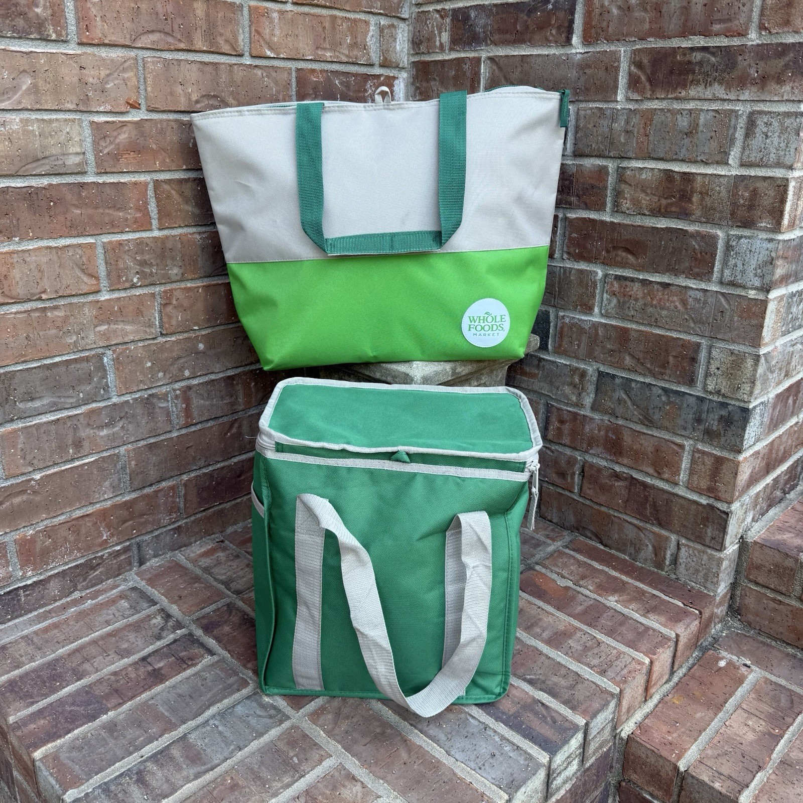 2 Whole Foods Market Insulated Reusable Grocery Tote Bag & Cooler Hot/Cold – NWT