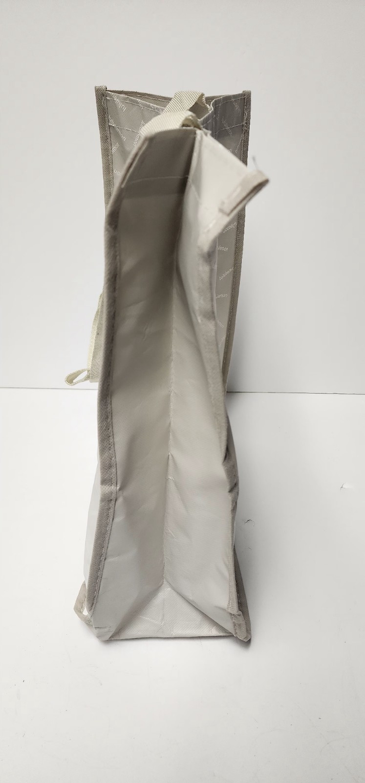 LULULEMON Grey White GRAPHIC LOGO Reusable Shopping Gym Lunch Bag