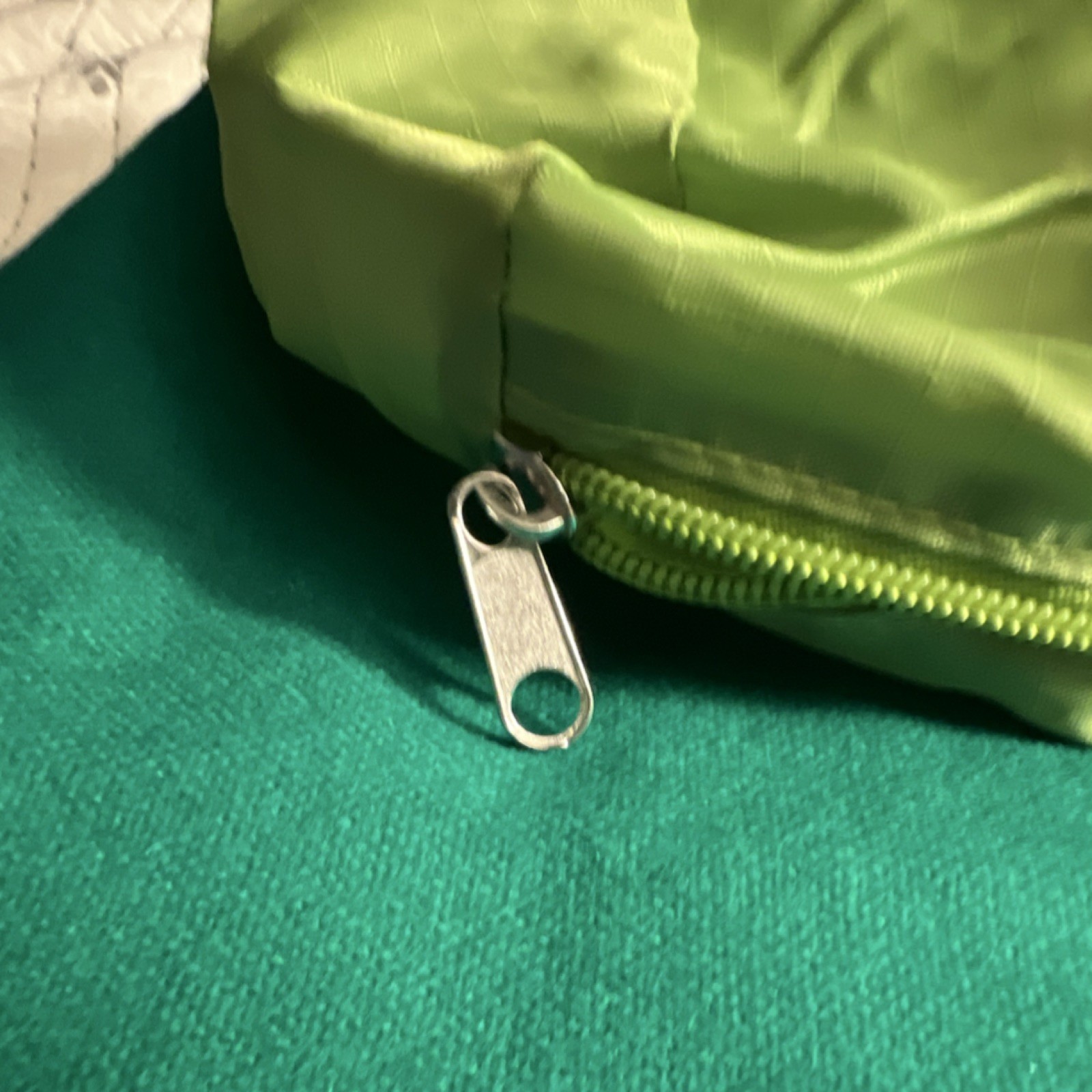 Avon Foldable Zippered Reusable Shopping Bag Green & Purple Synthetic RETRO