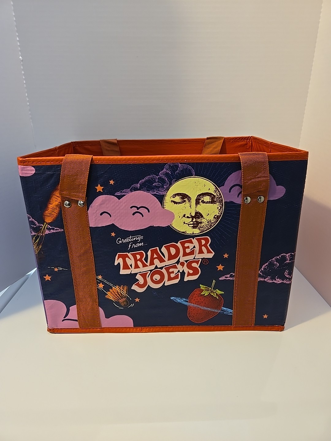 TRADER JOE’S STAND-UP COLLAPSIBLE REUSABLE GROCERY SHOPPING TOTE GIFT BAG NEW!
