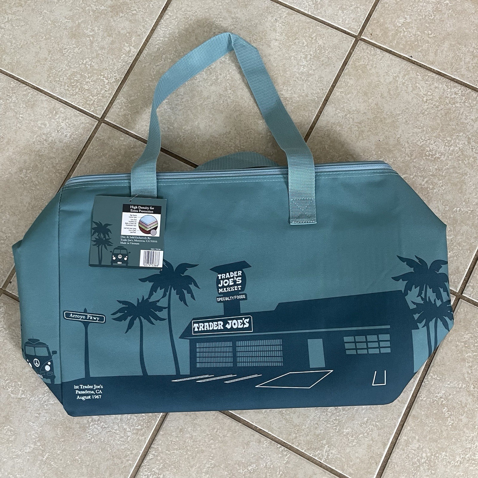 Trader Joe’s Large Insulated Tote Cooler Bag Dusty Green 8 Gallons Limited 💚