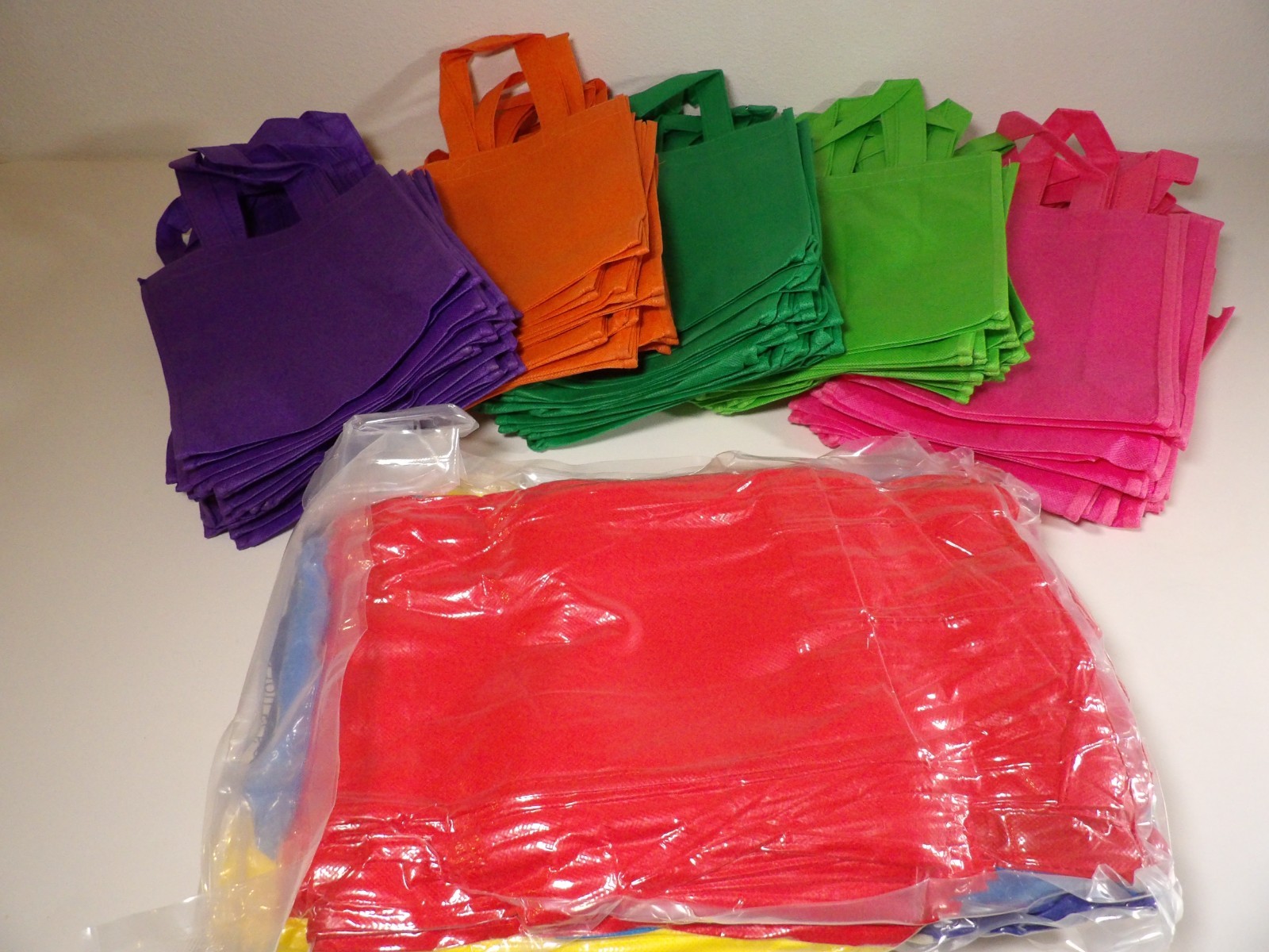 Jexine 100pc Reusable Non-Woven Tote Bags Multicolor 10x8x4 Party Favor Gift