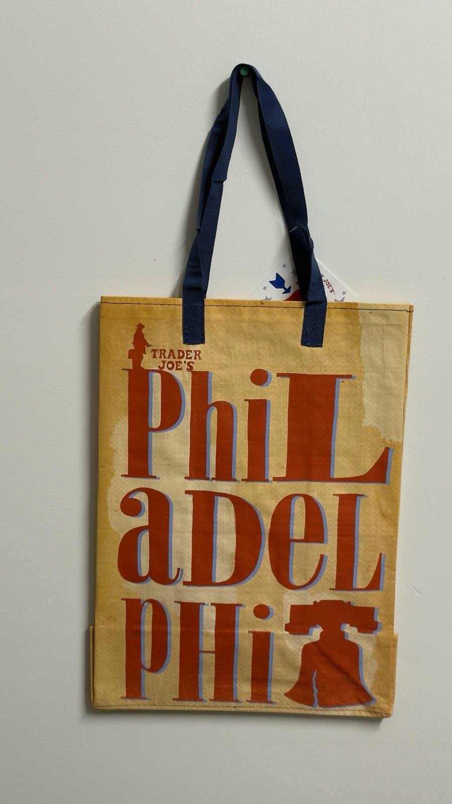 Trader Joe’s Philadelphia Reusable State/Region Tote Polypropylene Bag 6 Gallon
