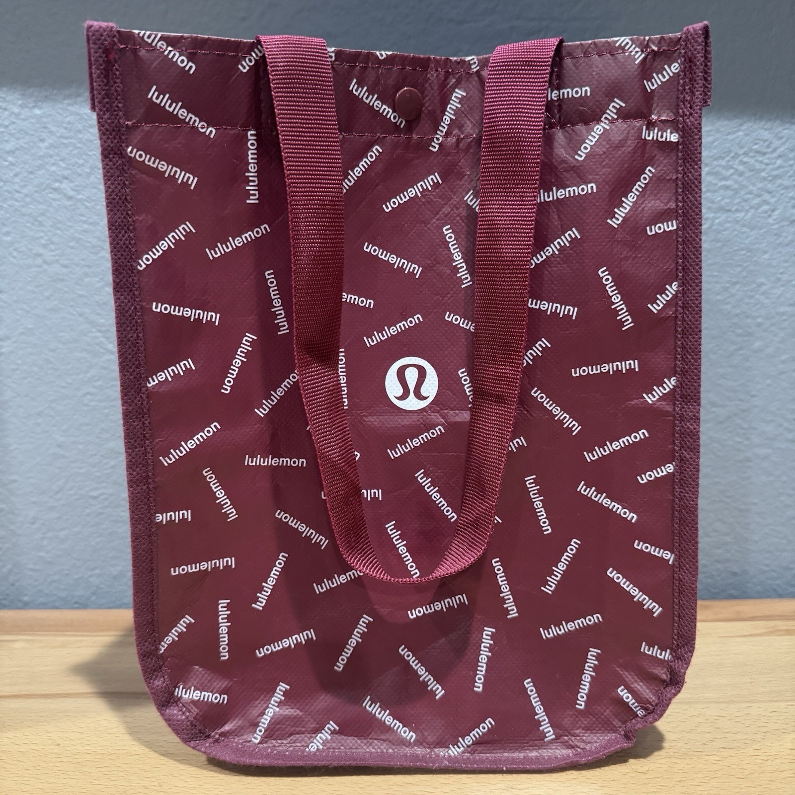 Lululemon Bag Tote Reusable – Burgundy Shopping Bag – 11”x9”x5”