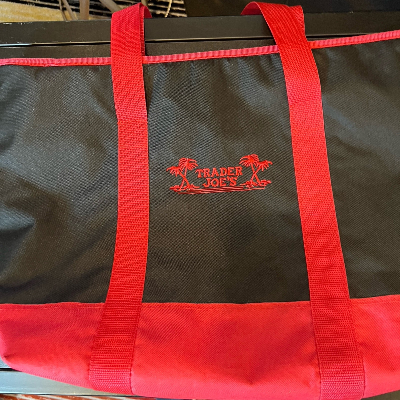 Trader Joe’s Insulated Tote Bag Market Shopper RED BLACK Large 20”