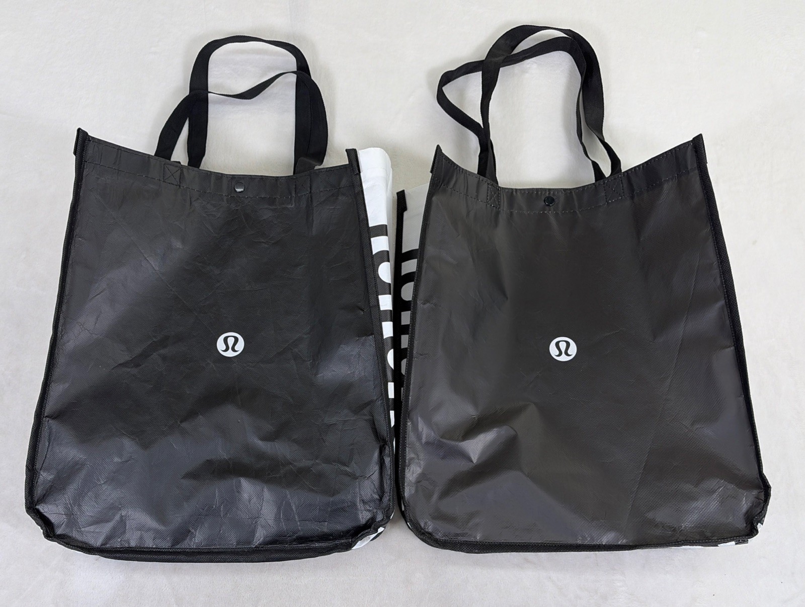 Lululemon Reusable Tote Shopping Bags Black, Red & Green Lot of 13 Lululemon Bag