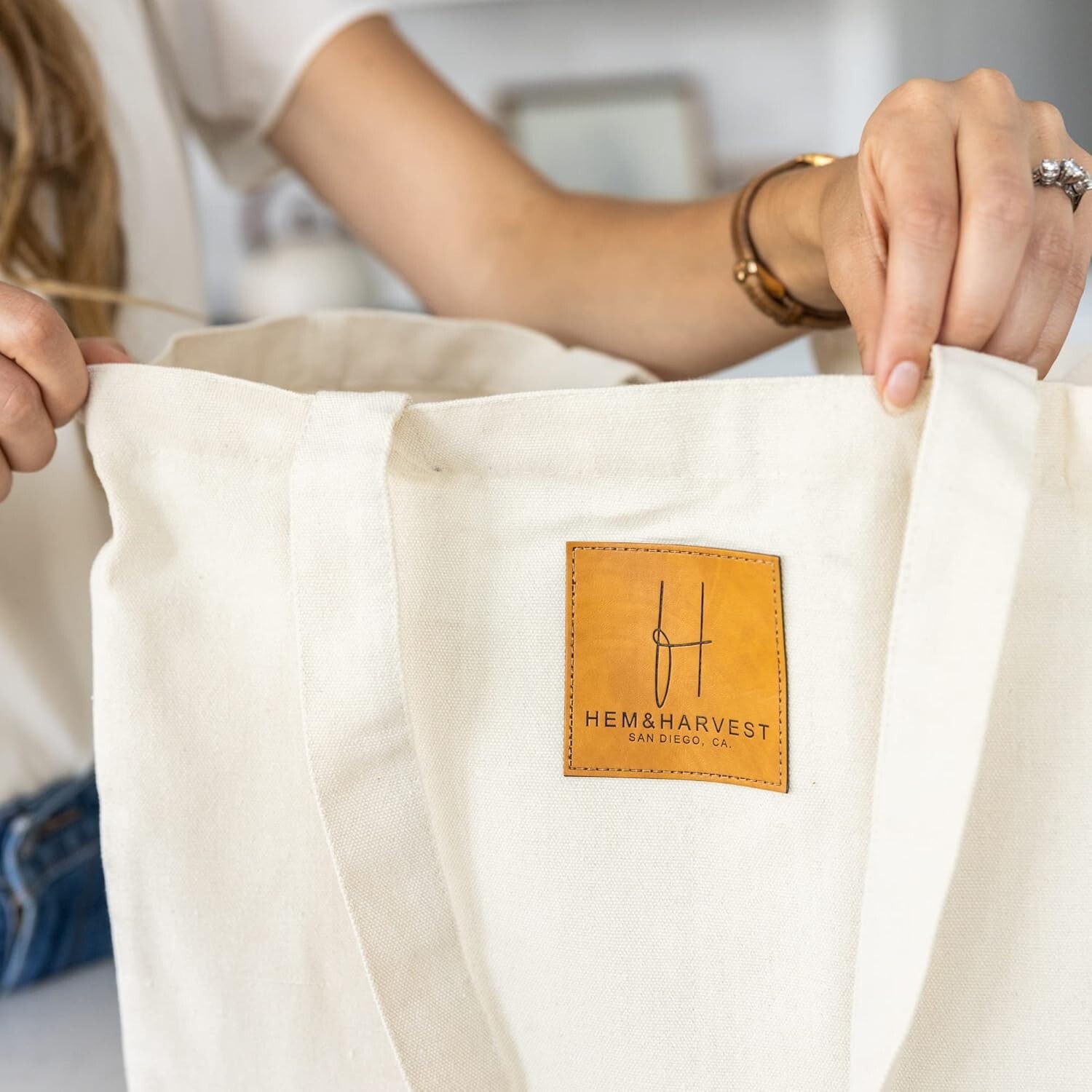 Soft Eco-Friendly Canvas Grocery Totes – Large Reusable Bags with Smart Pockets