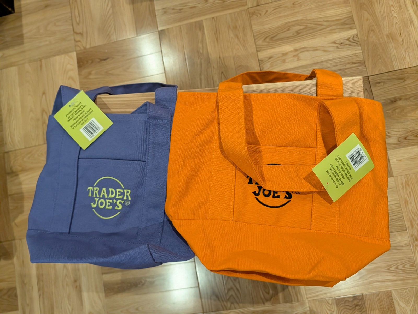 Trader Joe’s Mini Canvas Tote Bag Purple & Orange Trick or Treat SKU #81415