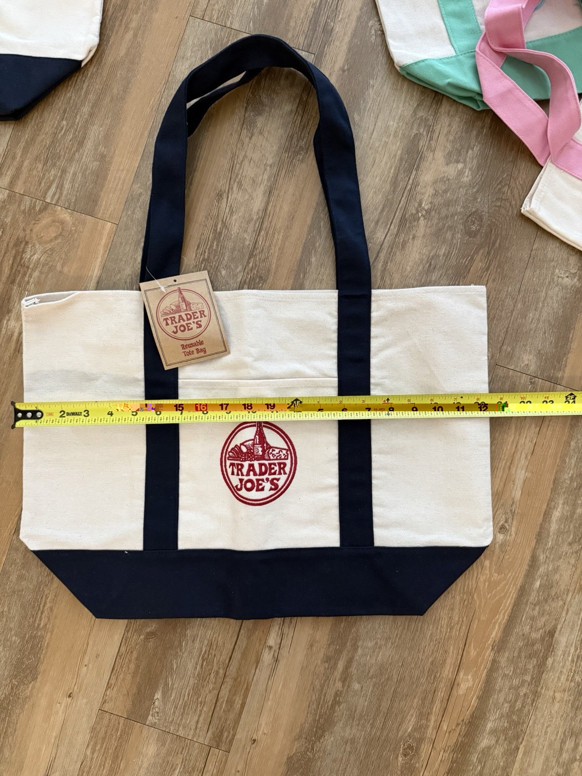 Trader Joe’s Reusable Tote Bag Beige/Navy Logo Pattern 19×20″ Less Than 6″