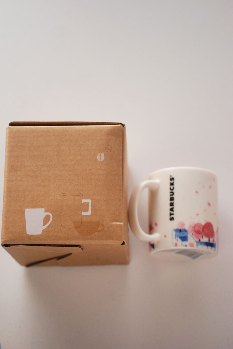 Starbucks Taipei 101 mini mug