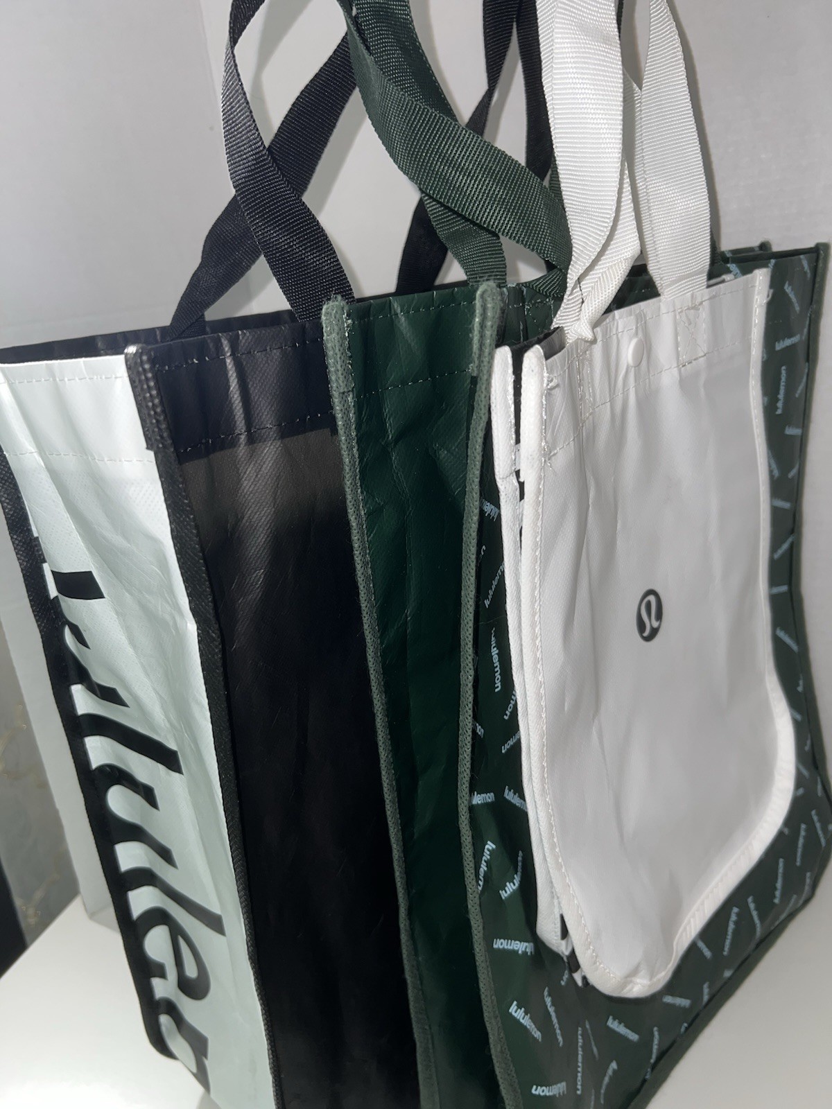 Lululemon lot of 3 Reusable Shopping Tote Bags Small Large White Black Green