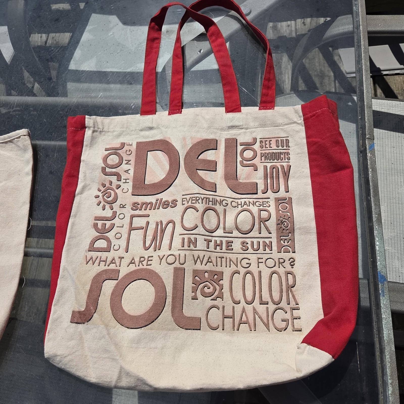 Del Sol Color Change Canvas Reusable Tote Typography Beige Red 15×14.5 in