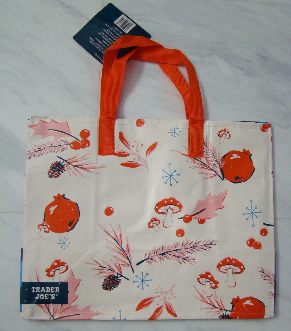 New Trader Joe’s Christmas Holiday White Red Reusable Gift Bag