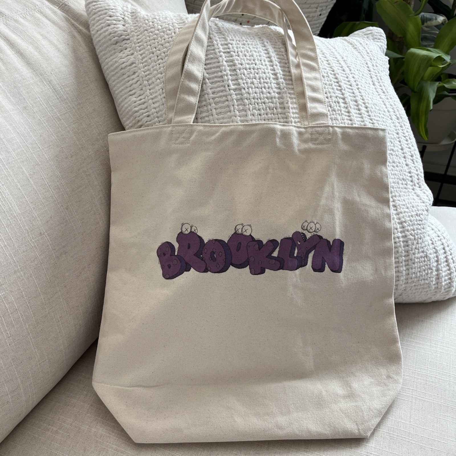 Kaws x Uniqlo PURPLE Brooklyn NYC 16 X 16 Tote Bag Williamsburg Exclusive NWTS