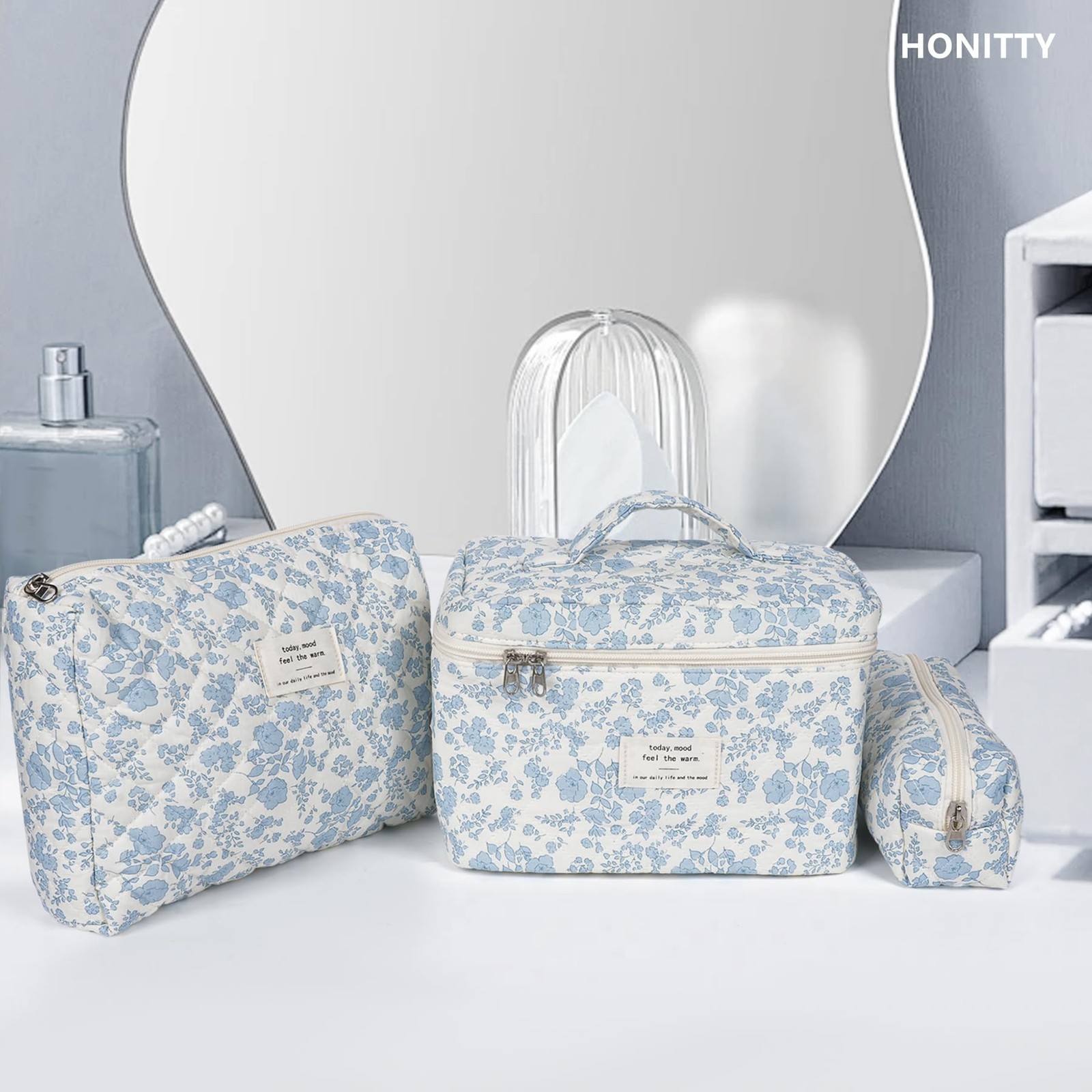 Makeup Bag,Quilted Cosmetic Bag,Large Floral Make Up Bag for Mini, Blue-White