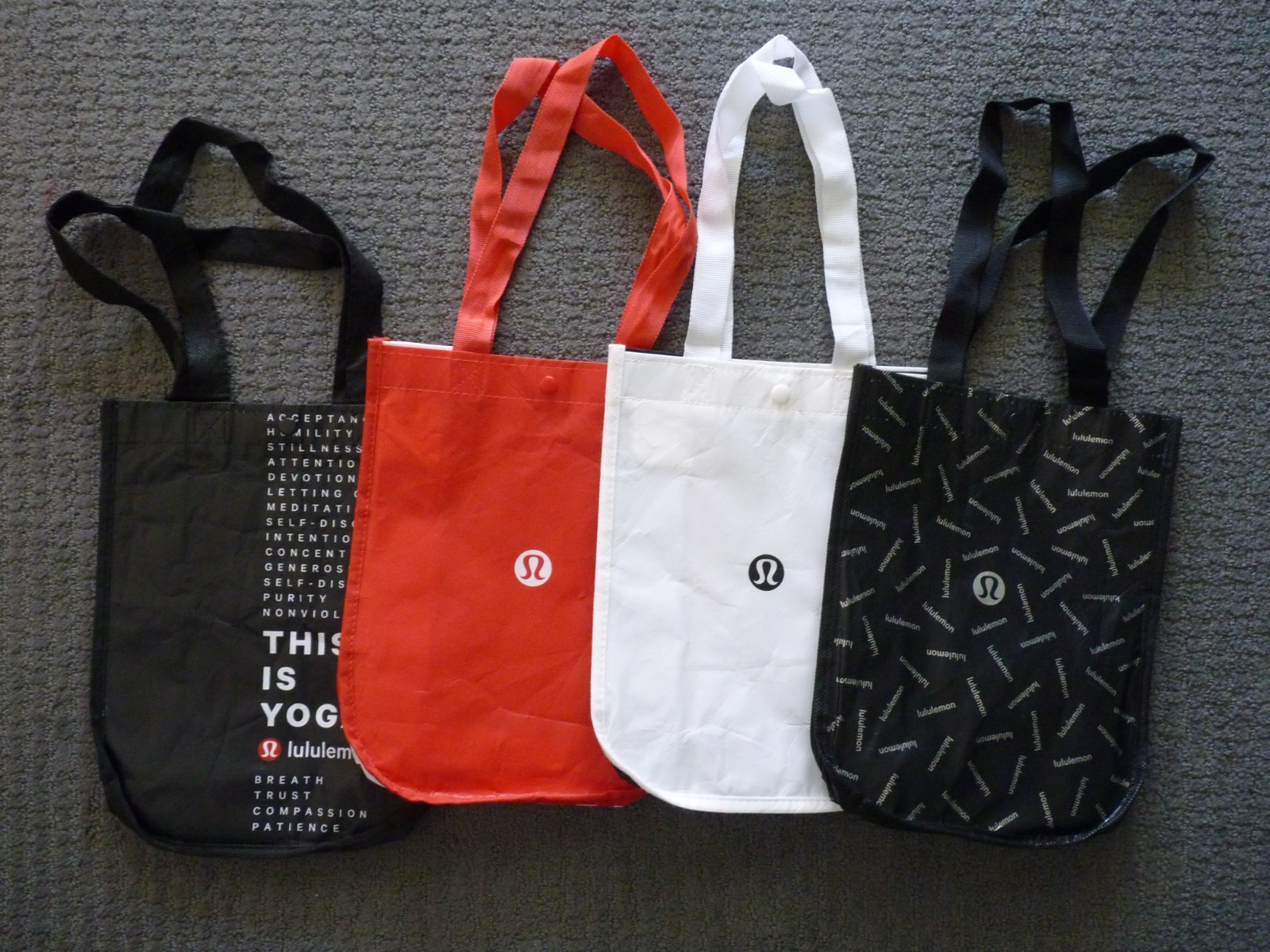 Lululemon Reusable Shopping Tote Bags (4) Small Totes Different Designs (F)