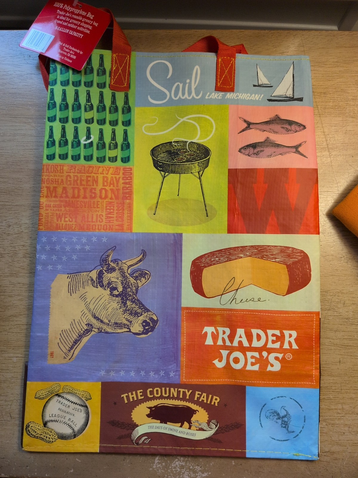 Trader Joe’s Wisconsin Reusable Grocery Bag 6 Gal. Tote New With Tags WI Badger